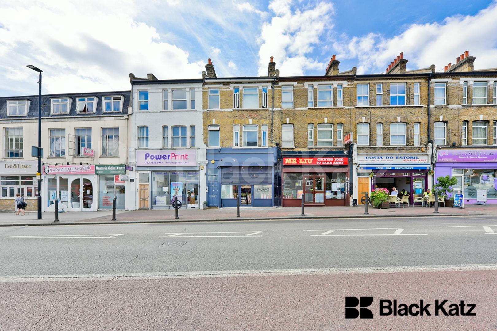 Modern Studio With Terrace & all Bills Included Lavender Hill , Clapham Junction 